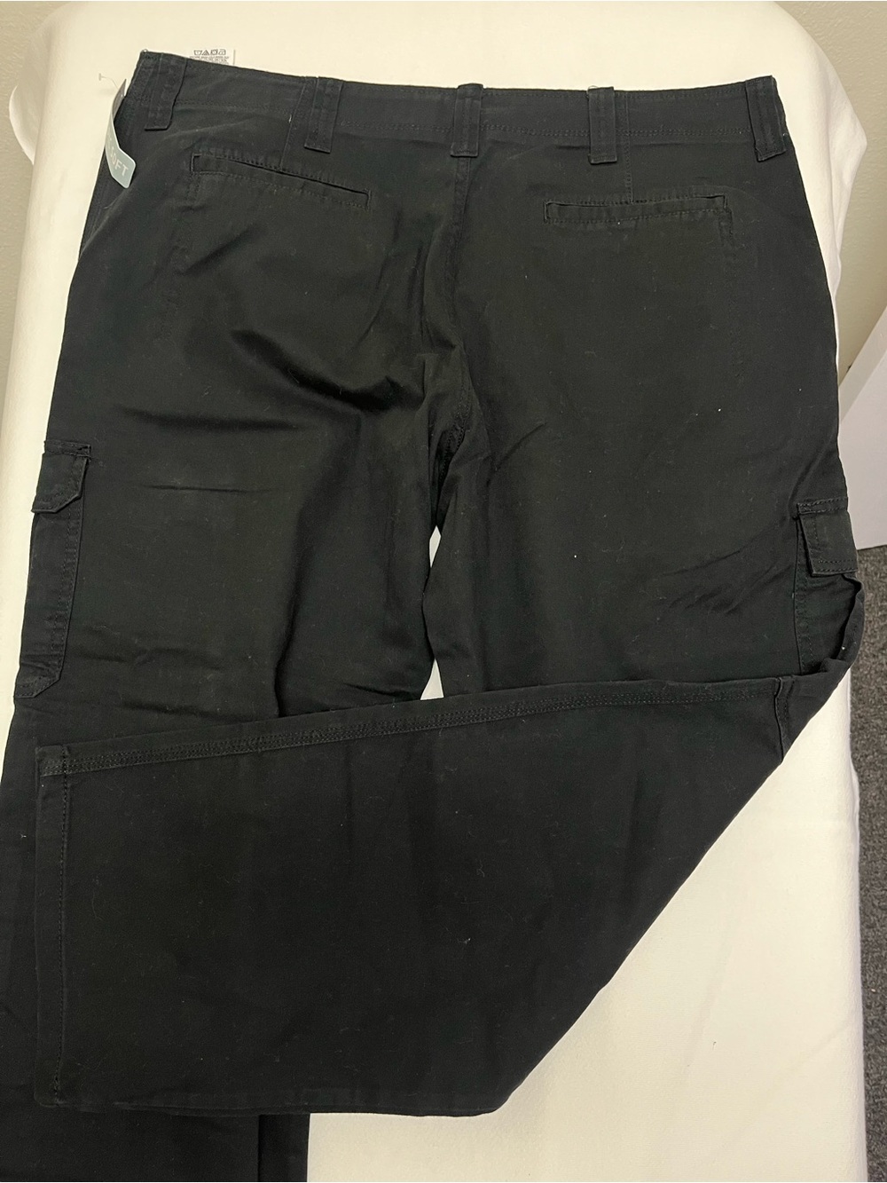 Wrangler Men’s Relaxed Fit Black Pants NWT 38x30 Epic Soft Straight Leg - Picture 8 of 8